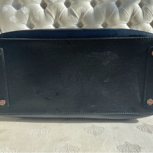 DKNY Paige Satchel in Black - Medium Size 👜👛👝 - Picture 7 of 11